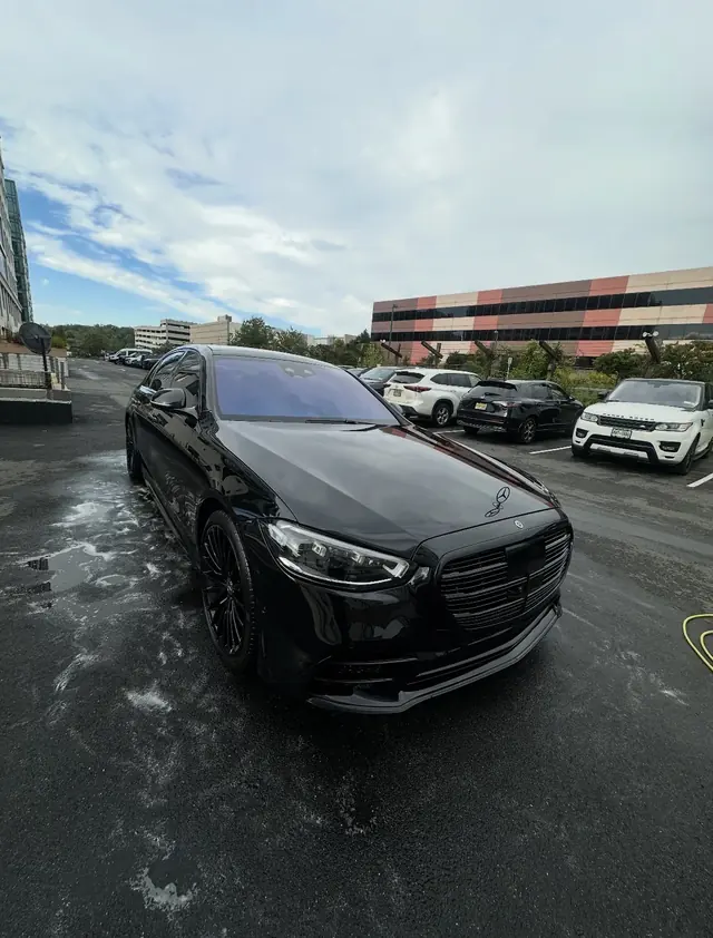 Black Mercedes S-Class, freshly detailed